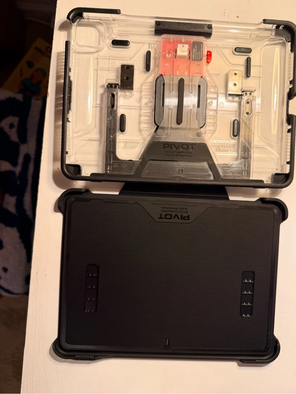 PIVOT Black iPad Case iPad Air 4th-5th generation